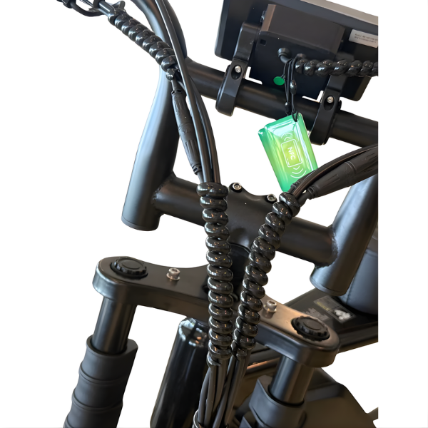 Fatbike COMBIDEAL - Ouxi V8 6.0 (C80) Zwart + achterzitje + voetsteuntjes + Alarm + Slot + Telefoonhouder