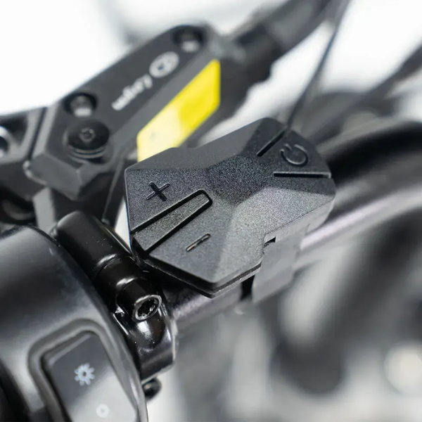 Fatbike COMBIDEAL - FastBikerz V20PRO 9.0 Zwart + Achterzitje + Voetsteuntjes + Voorslot + Slot + Telefoonhouder